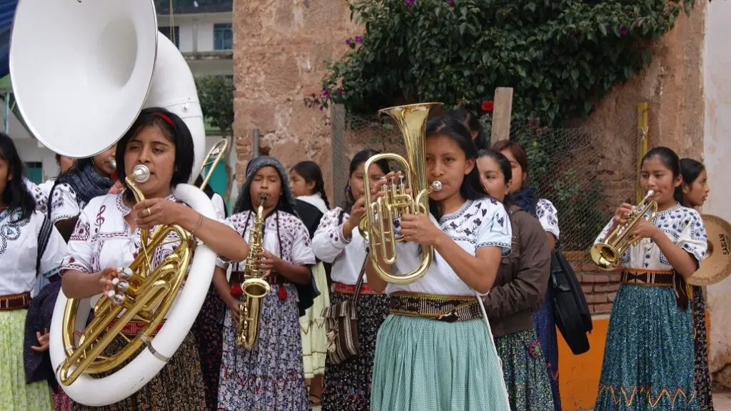 Mixes Ubicación Cultura Lengua y mucho mas de esta etnia