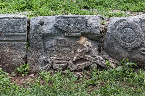 Mayas