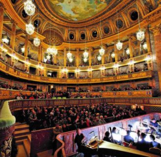 Opera Real de Versalles, una de las salas más hermosas de Francia