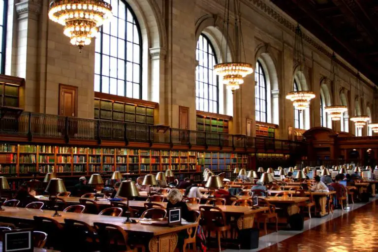 BIBLIOTECA PÚBLICA DE NEW YORK, DE LAS MÁS GRANDES DE ESTADOS UNIDOS BIBLIOTECA PÚBLICA DE NEW YORK, DE LAS MÁS GRANDES DE ESTADOS UNIDOS