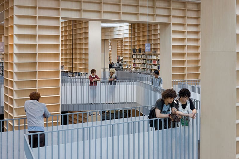 Biblioteca de la Facultad de Artes de Musashino